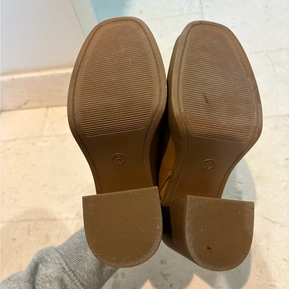 Universal Thread Block Heel Mule - size 8 - Picture 6 of 10